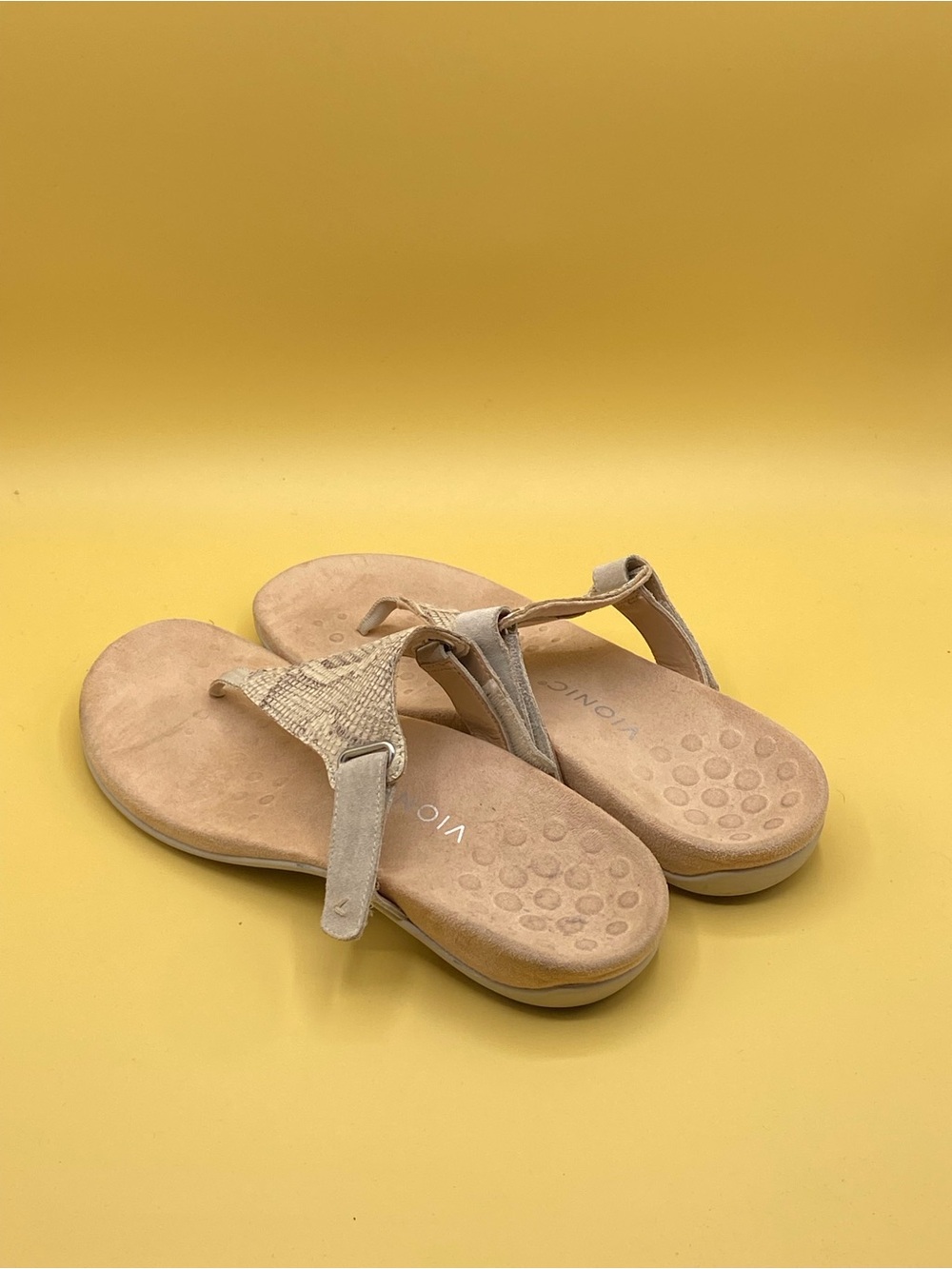 Vionic Beige Snake-Print Thong Sandals - Picture 3 of 4